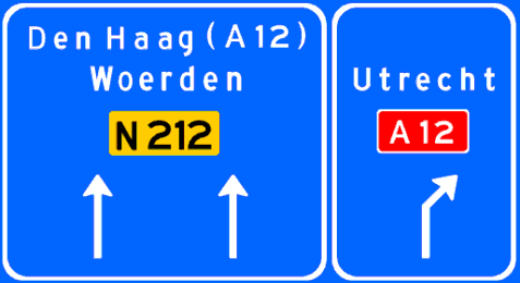 Voorsorteren op niet-
        autosnelweg. Bord met interlokale doelen, routenummers en verwijzing naar autosnelweg